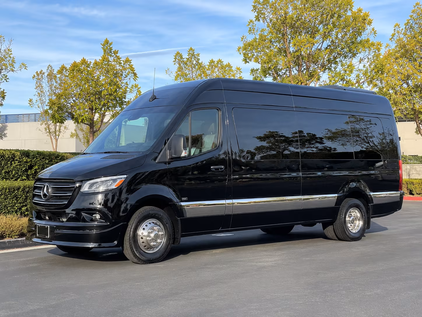 find the perfect transportation for your next corporate event 3