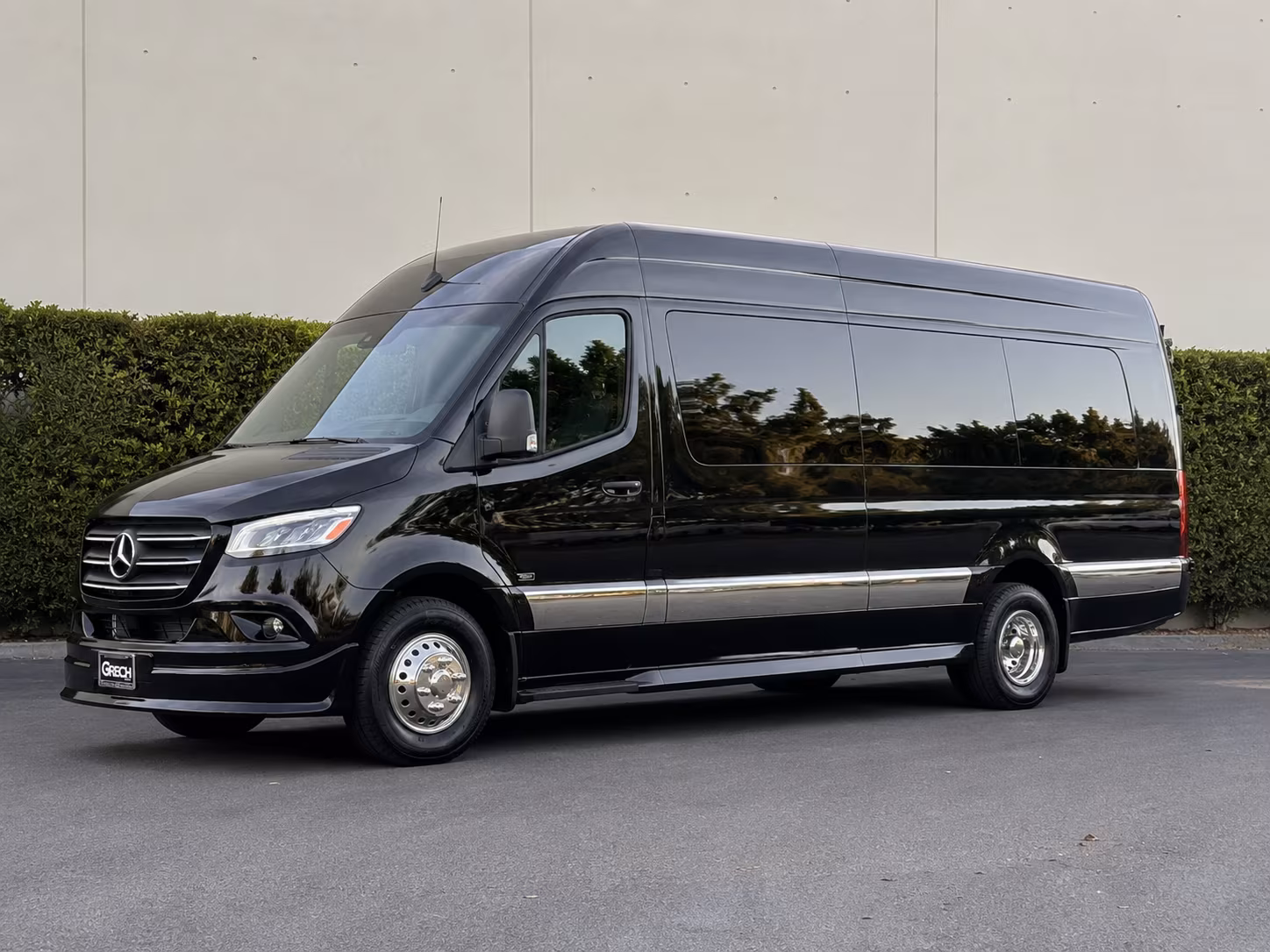 find the perfect transportation for your next corporate event 4
