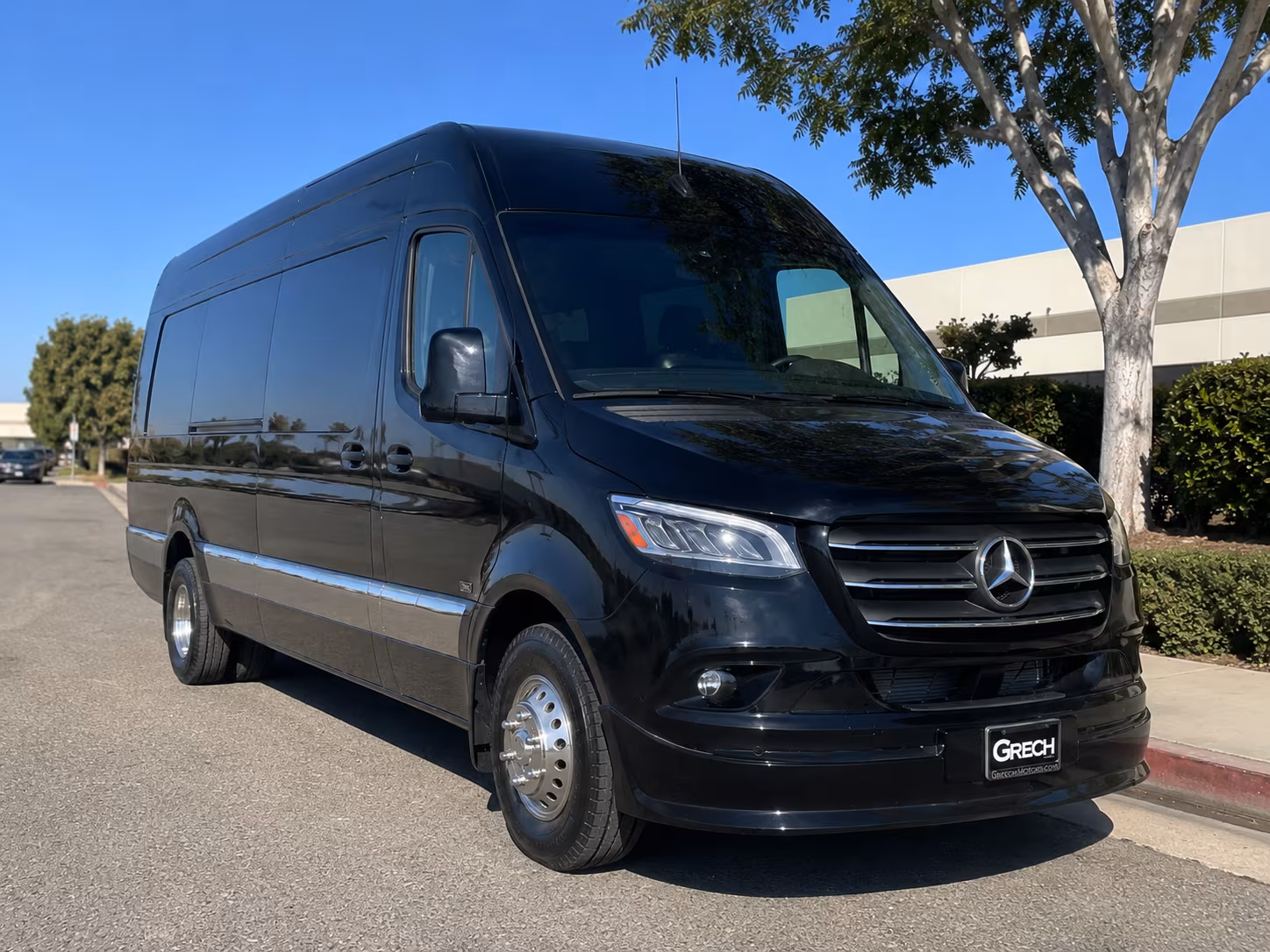 find the perfect transportation for your next corporate event 5