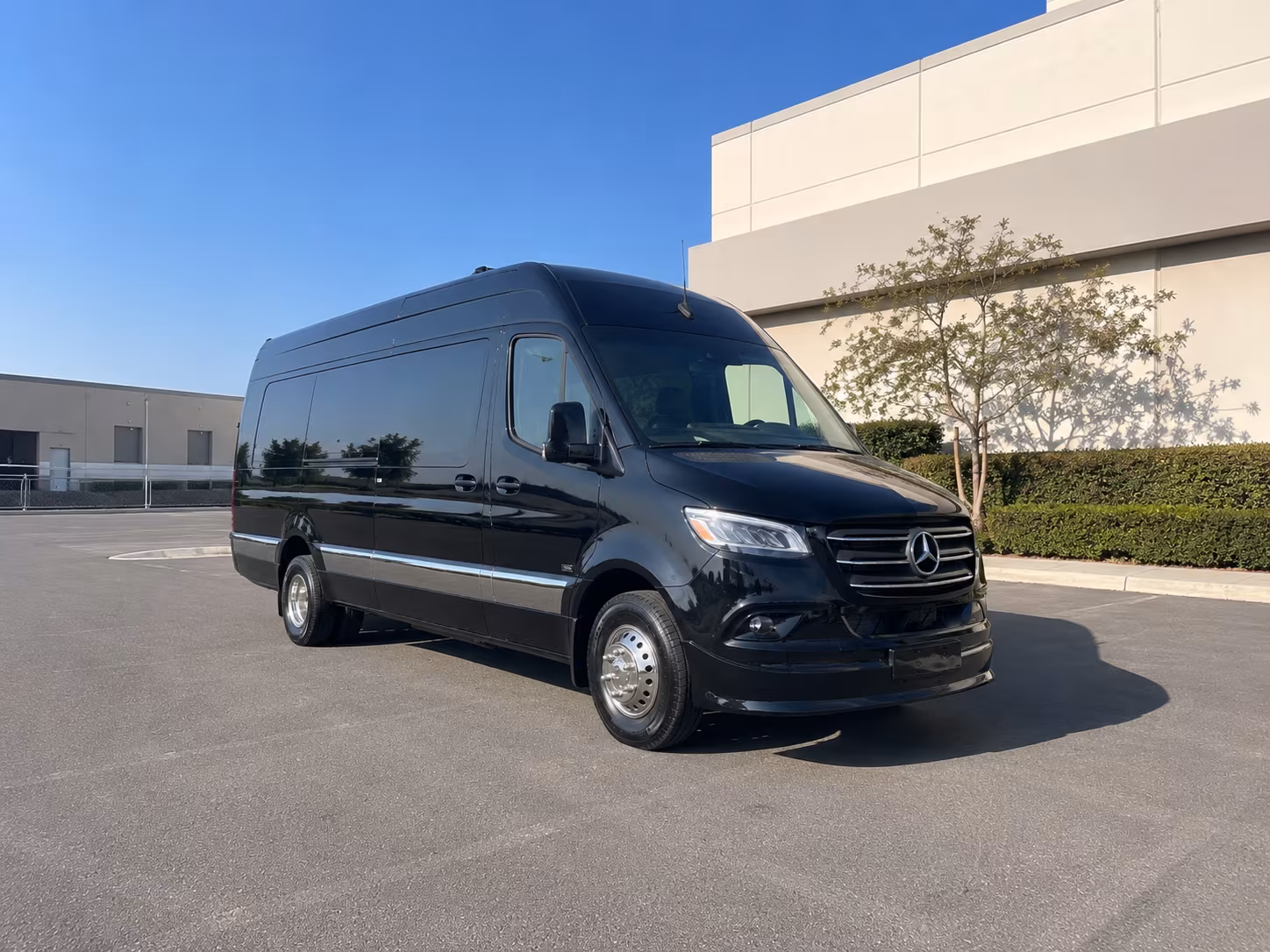 roseville 18 passenger sprinter van